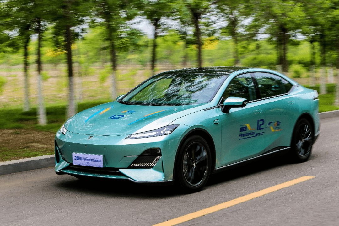 決戰(zhàn)新能源下半場 深藍(lán)SL03以智能技術(shù)引領(lǐng)汽車零配件技術(shù)開發(fā)新浪潮